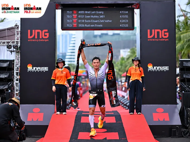 Lâm Quang Nhật giành á quân IRONMAN 70.3 Đà Nẵng năm 2026